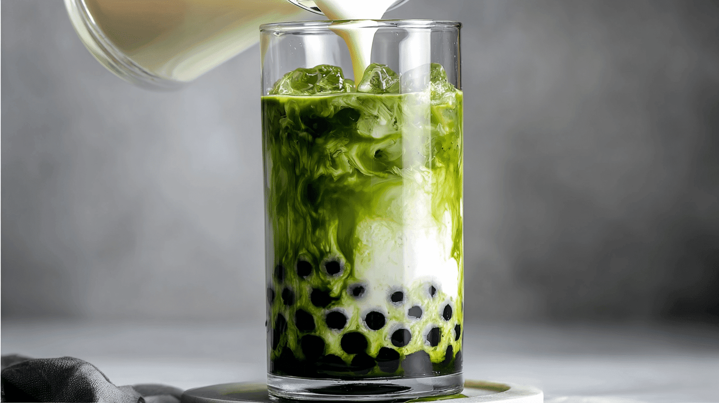 Iced Matcha Bubble Tea – Creamy, Refreshing & Energizing in 5 Minutes